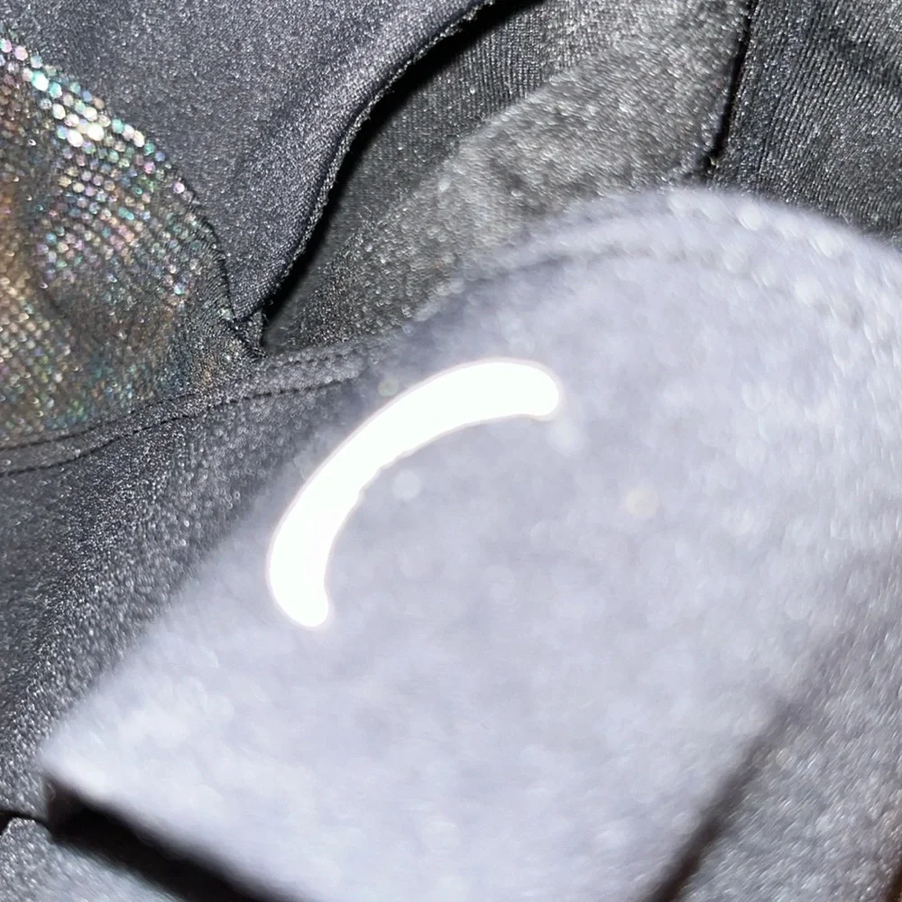 ZYIA Gunmetal Disco Ball Oil Slick‎ Luxe Sports Bra Metallic Silver